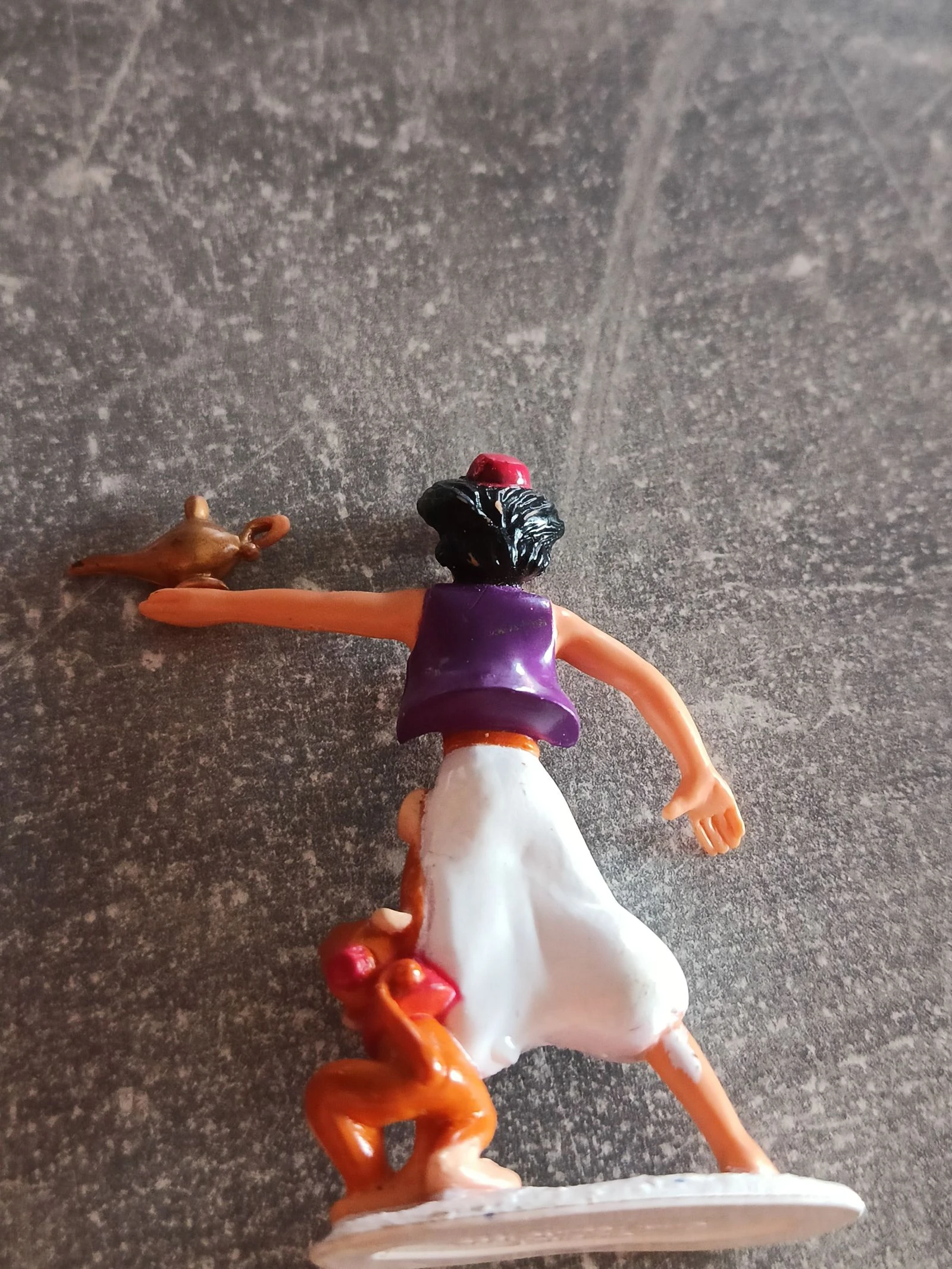 Aladdin with Magic Lamp Disney 1992 – photo 8